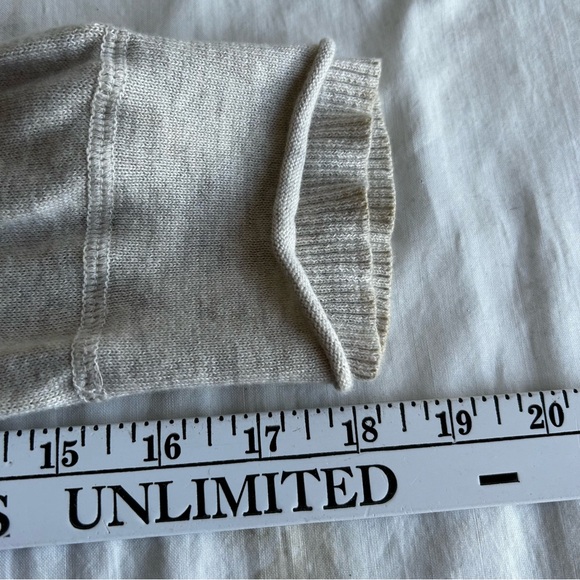 J. Jill Heather Beige Lightweight V-Neck Tunic Knit Cardigan - Picture 13 of 14